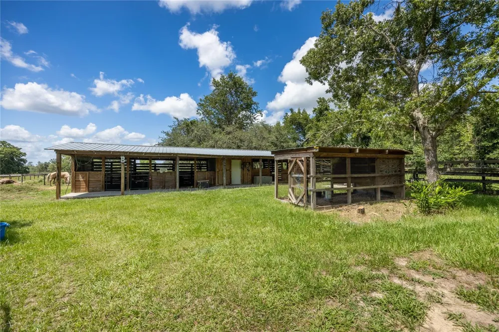 11751 SE 16TH LANE Morriston, FL 32668