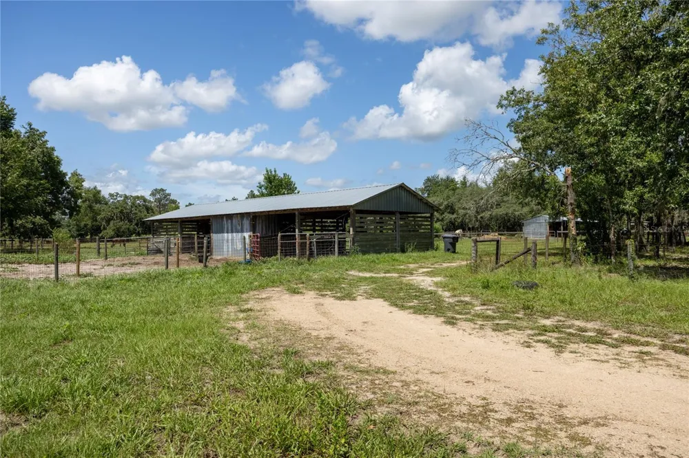 11751 SE 16TH LANE Morriston, FL 32668
