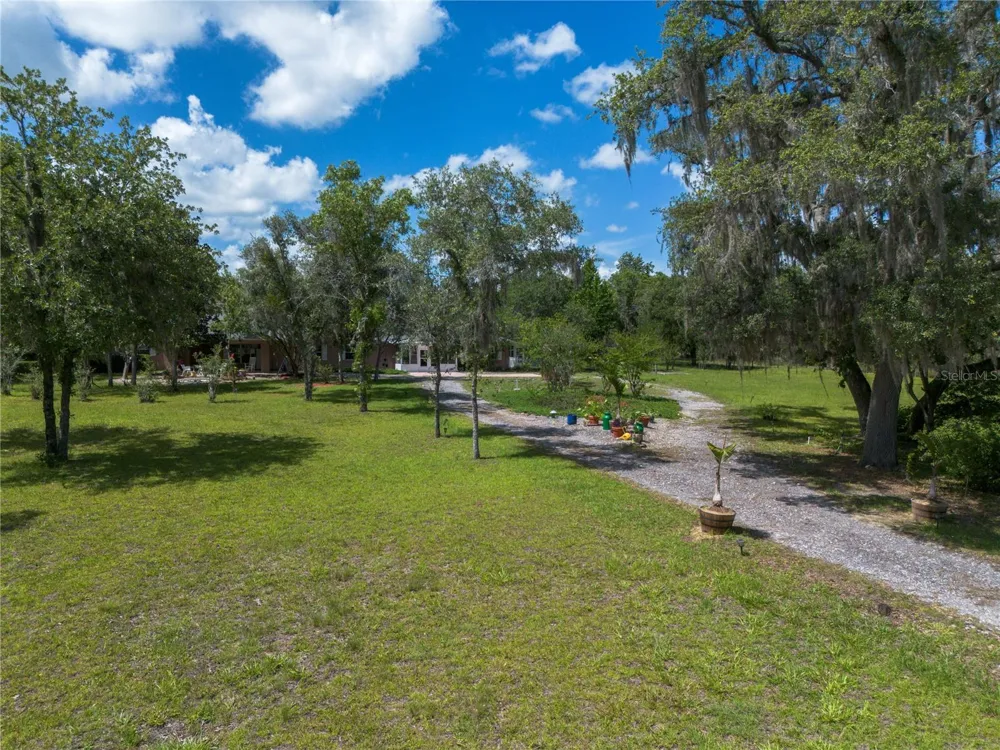 11751 SE 16TH LANE Morriston, FL 32668