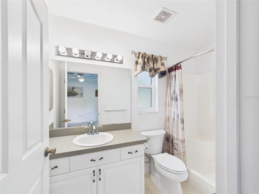 11236 RAIN POINT Inglis, FL 34449