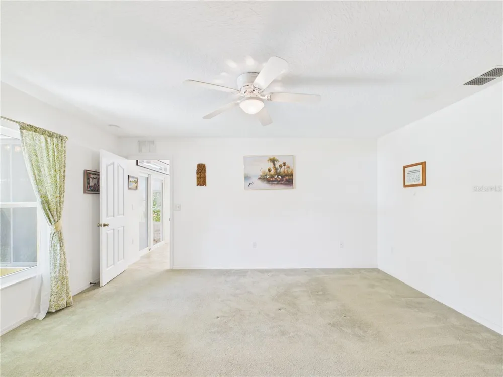 11236 RAIN POINT Inglis, FL 34449