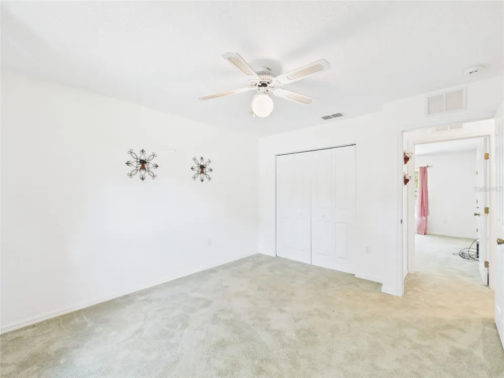 11236 RAIN POINT Inglis, FL 34449