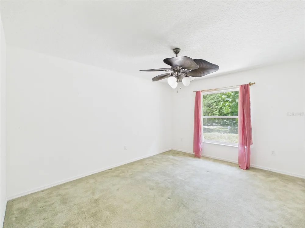 11236 RAIN POINT Inglis, FL 34449