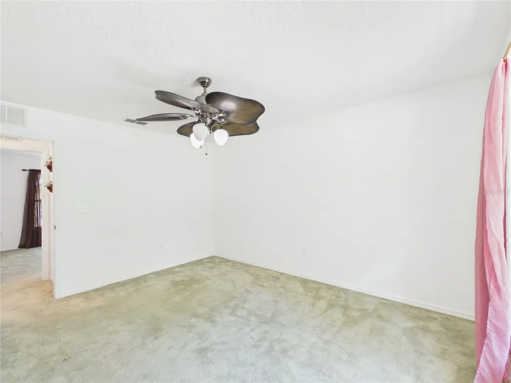 11236 RAIN POINT Inglis, FL 34449