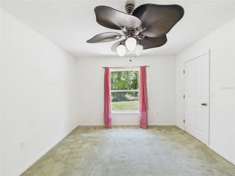11236 RAIN POINT Inglis, FL 34449