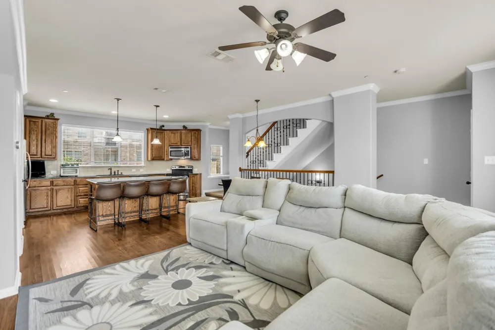 2700 Club Ridge Drive #1 Lewisville, TX 75067