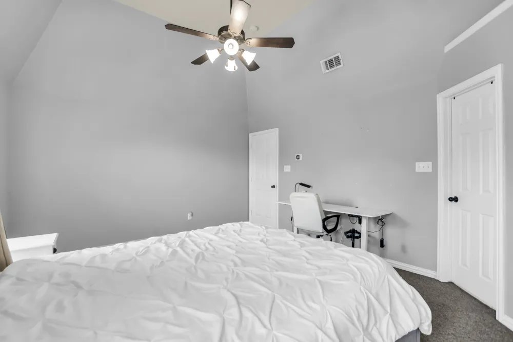 2700 Club Ridge Drive #1 Lewisville, TX 75067