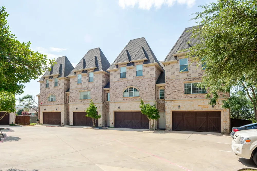 2700 Club Ridge Drive #1 Lewisville, TX 75067