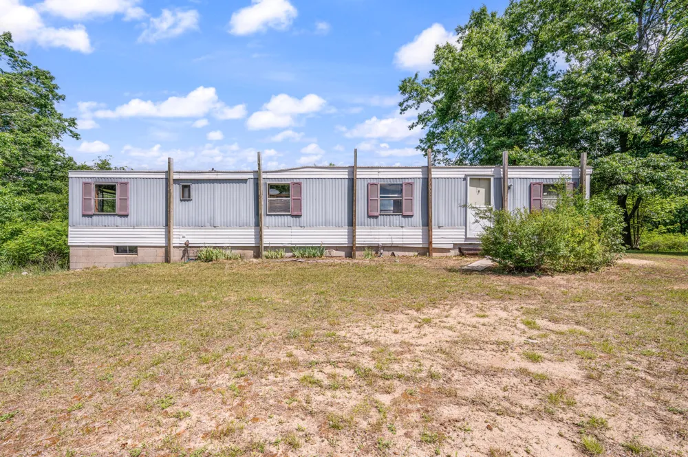 11592 80th Avenue Morton Township, MI 49332