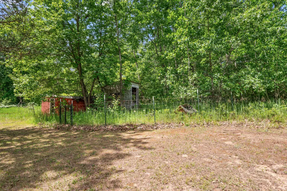 11592 80th Avenue Morton Township, MI 49332