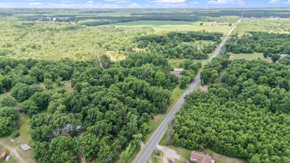 11592 80th Avenue Morton Township, MI 49332