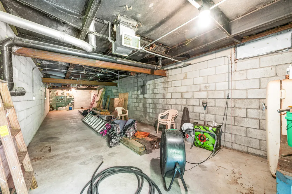 11592 80th Avenue Morton Township, MI 49332