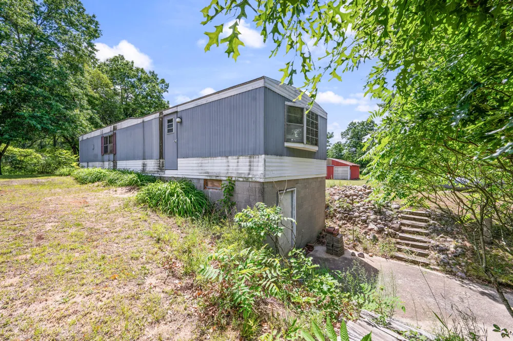11592 80th Avenue Morton Township, MI 49332