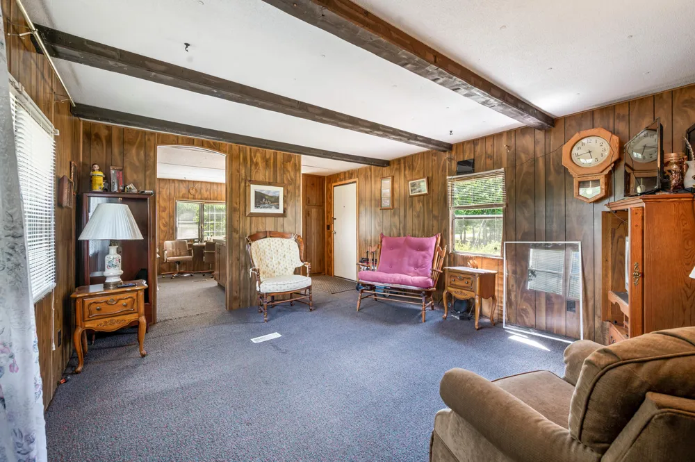 11592 80th Avenue Morton Township, MI 49332