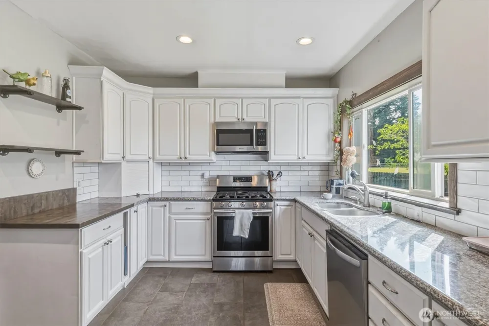 2102 Mt Brynion Road Kelso, WA 98626
