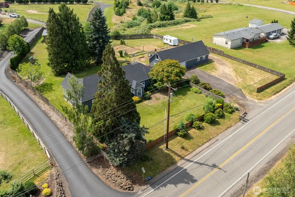 2102 Mt Brynion Road Kelso, WA 98626