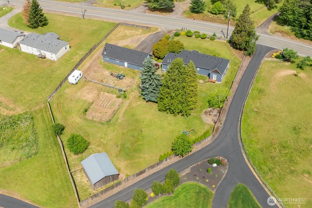 2102 Mt Brynion Road Kelso, WA 98626