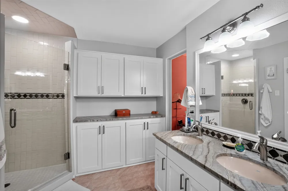 1622 Twin Island Drive Drive Lockhart, TX 78644