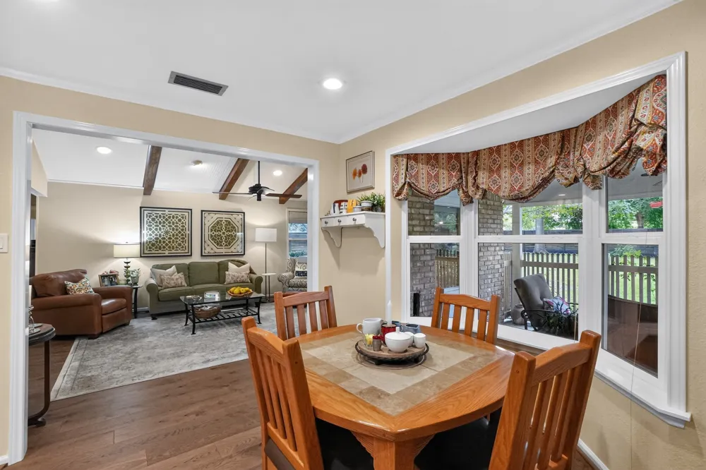1622 Twin Island Drive Drive Lockhart, TX 78644