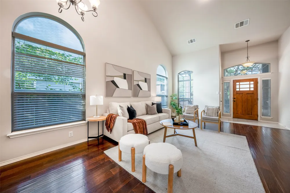 8744 Blackvireo Drive Austin, TX 78729