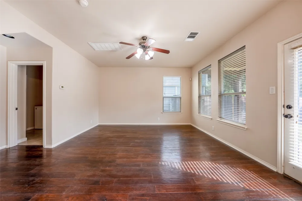 8744 Blackvireo Drive Austin, TX 78729