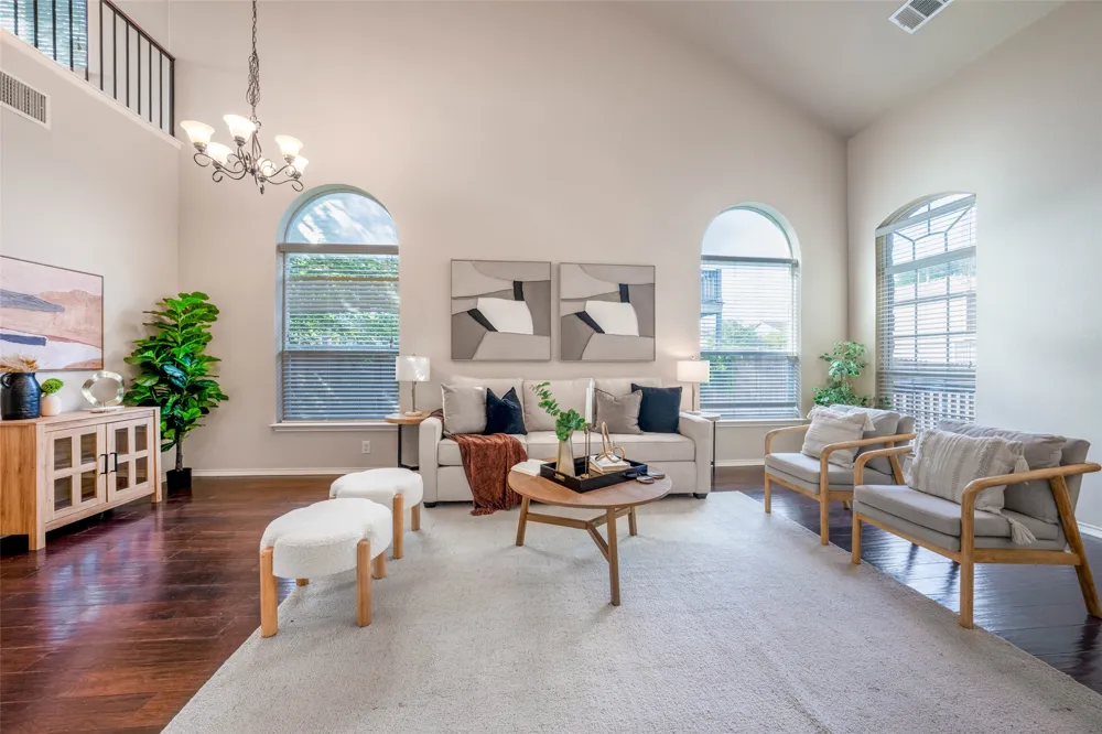 8744 Blackvireo Drive Austin, TX 78729