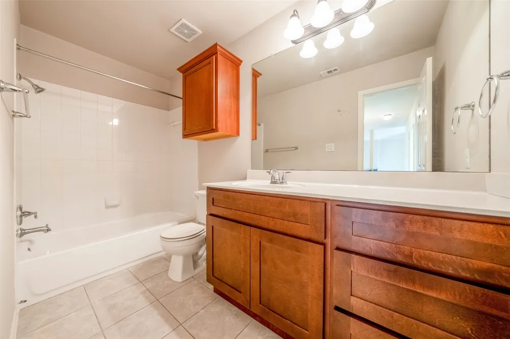 8744 Blackvireo Drive Austin, TX 78729