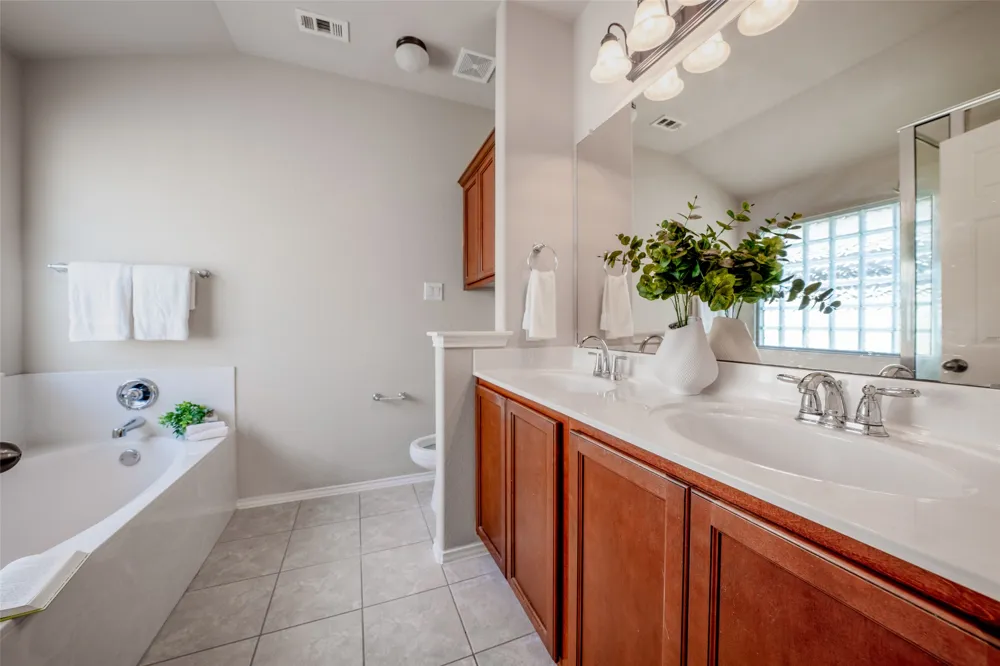 8744 Blackvireo Drive Austin, TX 78729