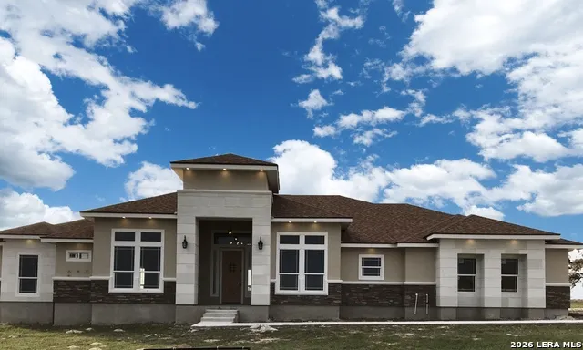 112 Estates Dr La Vernia, TX 78121