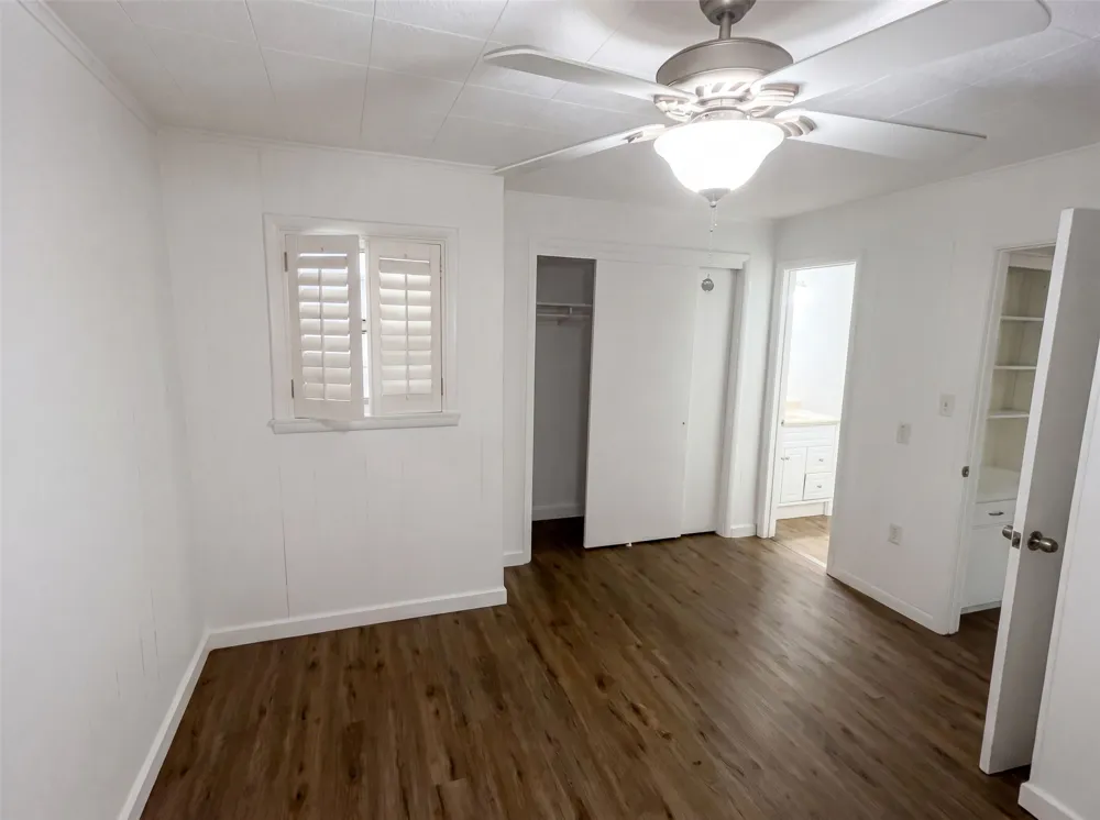 421 3rd Street Jacksboro, TX 76458