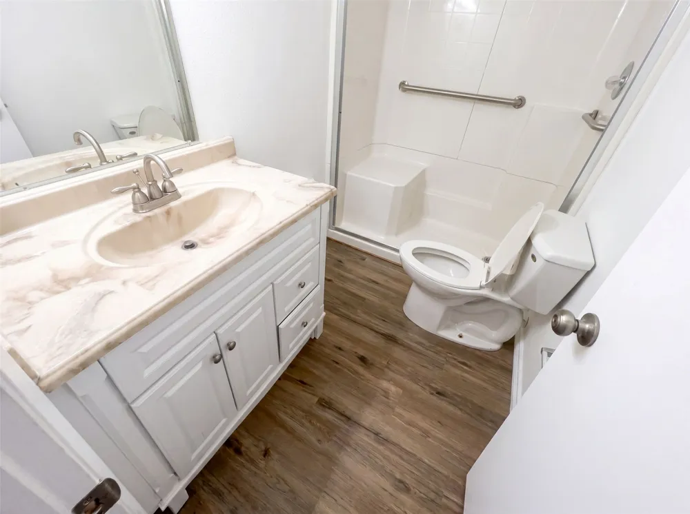 421 3rd Street Jacksboro, TX 76458