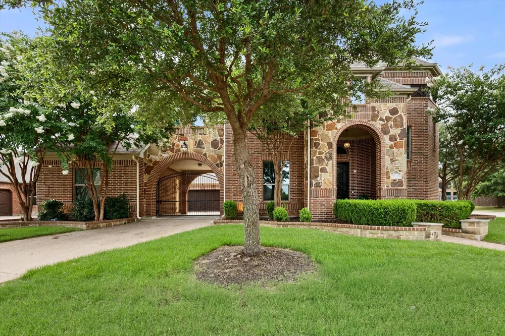 2001 Sterling Trace Drive Keller, TX 76248