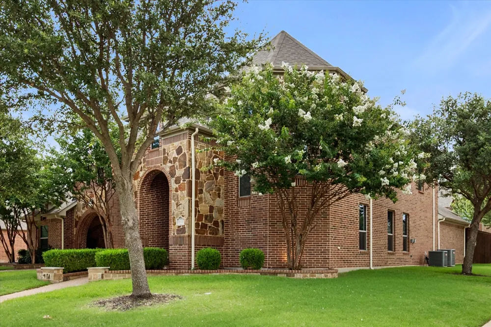 2001 Sterling Trace Drive Keller, TX 76248
