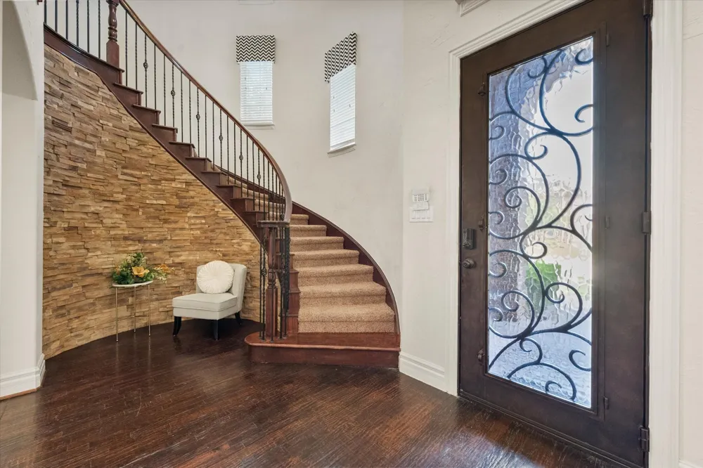 2001 Sterling Trace Drive Keller, TX 76248