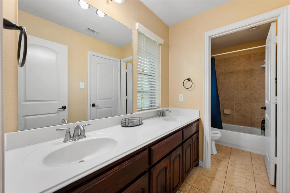 2001 Sterling Trace Drive Keller, TX 76248