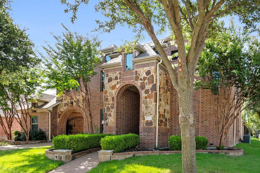 2001 Sterling Trace Drive Keller, TX 76248