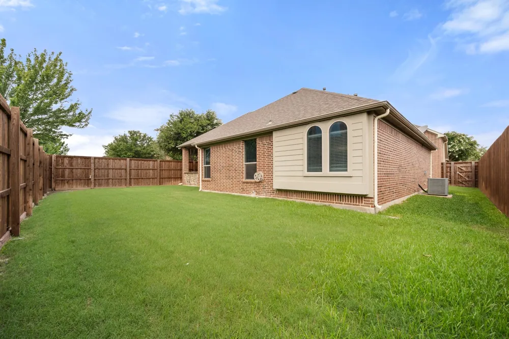 2001 Sterling Trace Drive Keller, TX 76248