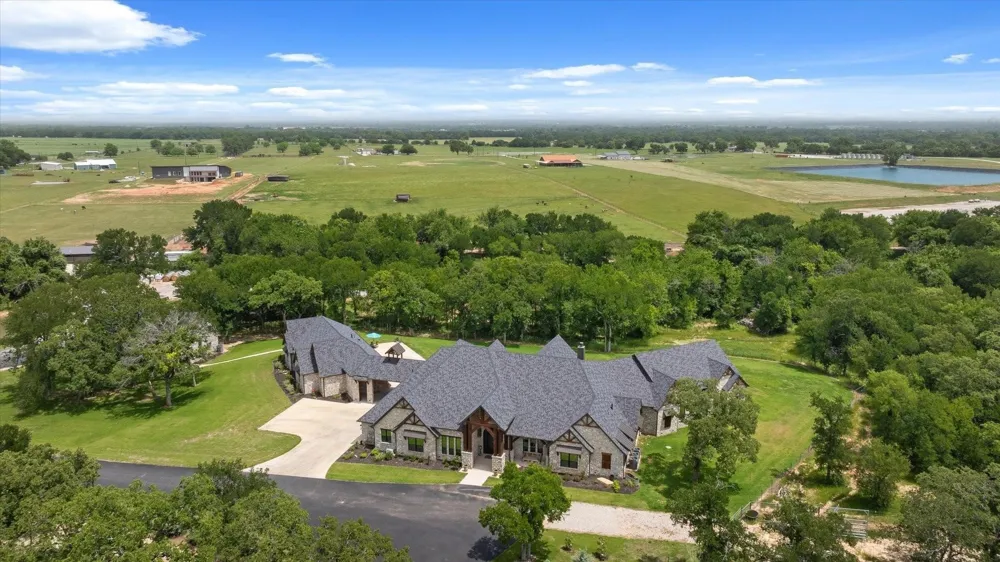 4101 W Highway 114 Paradise, TX 76073