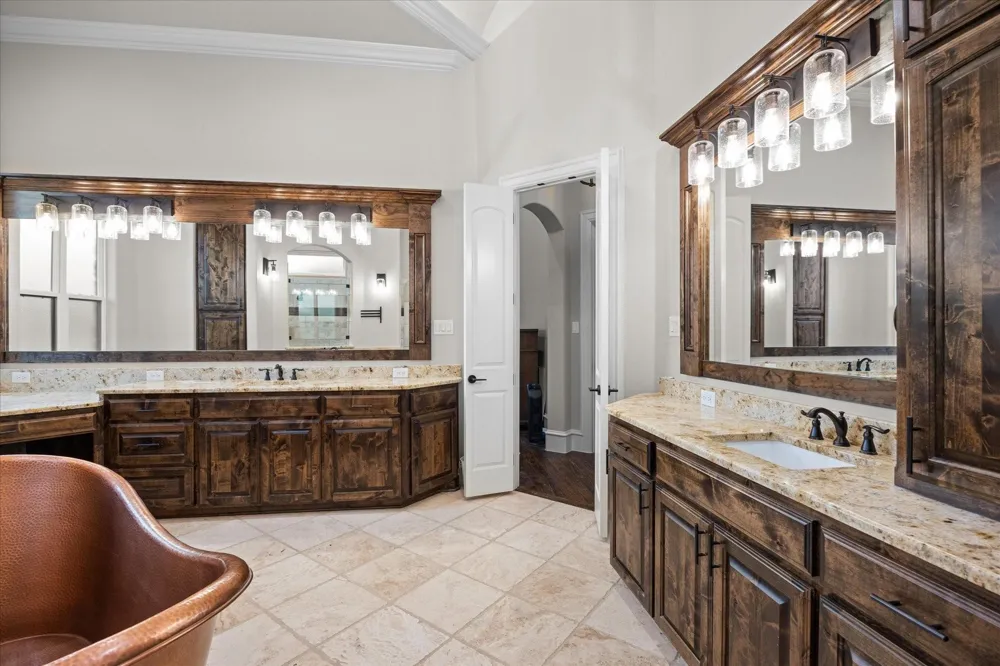 4101 W Highway 114 Paradise, TX 76073