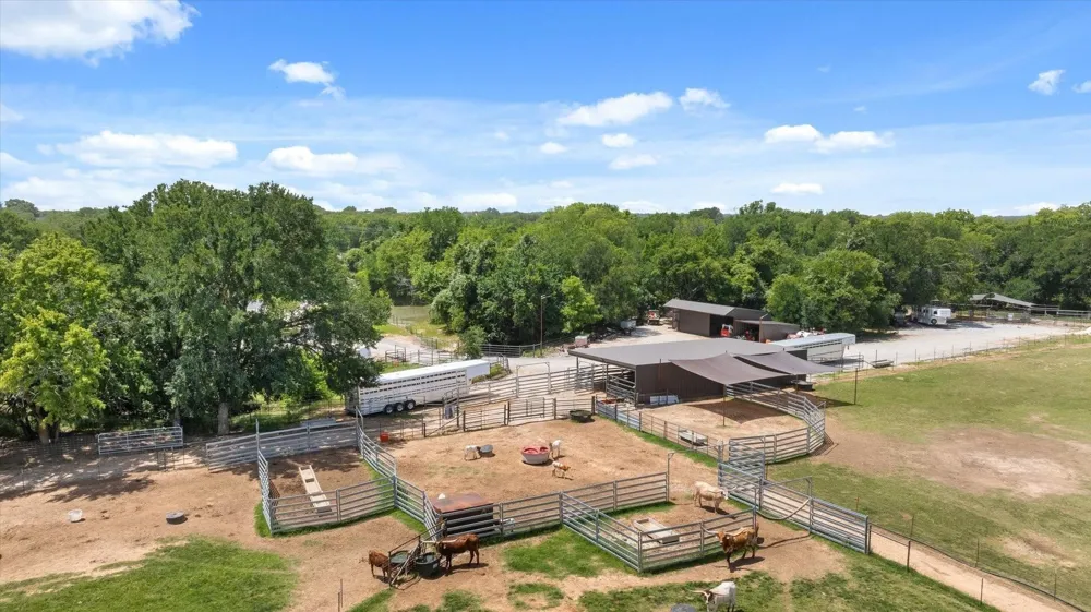 4101 W Highway 114 Paradise, TX 76073