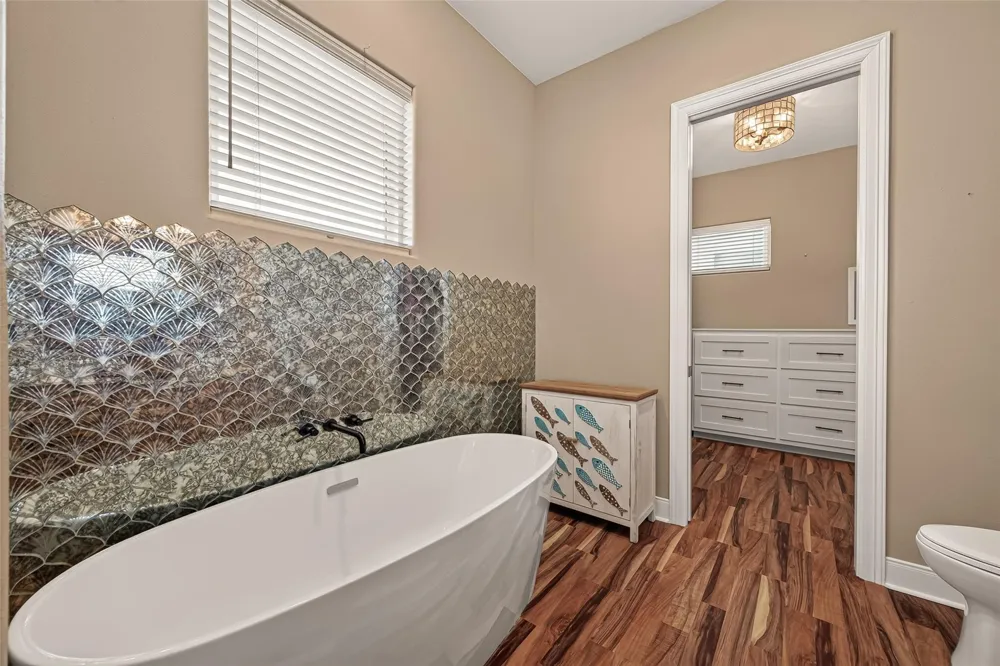 3730 Mendocino Drive Galveston, TX 77554