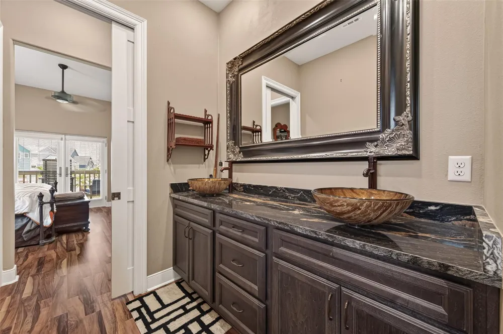 3730 Mendocino Drive Galveston, TX 77554