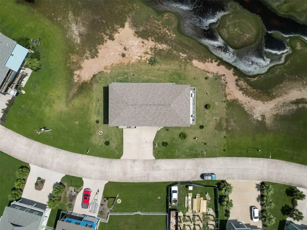 3730 Mendocino Drive Galveston, TX 77554