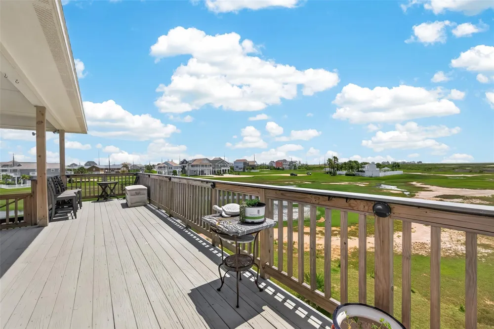 3730 Mendocino Drive Galveston, TX 77554