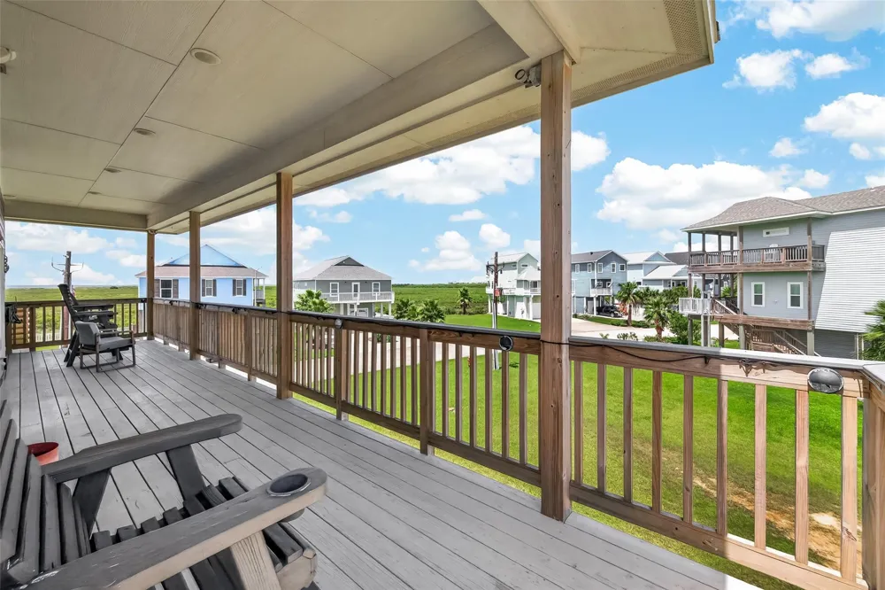 3730 Mendocino Drive Galveston, TX 77554