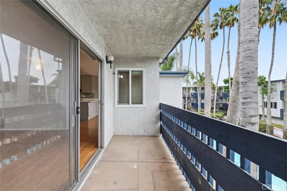 25930 Narbonne Avenue #114 Lomita, CA 90717