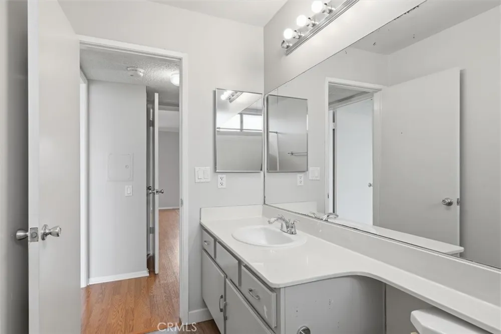 25930 Narbonne Avenue #114 Lomita, CA 90717