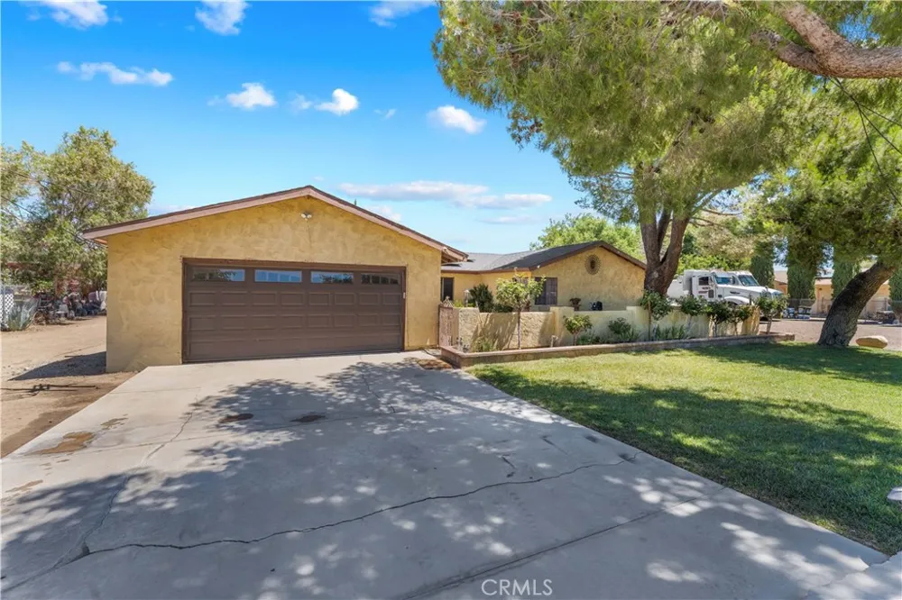 9615 E Avenue S12 Littlerock, CA 93543