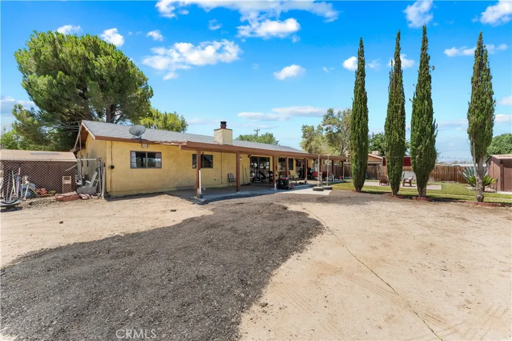 9615 E Avenue S12 Littlerock, CA 93543