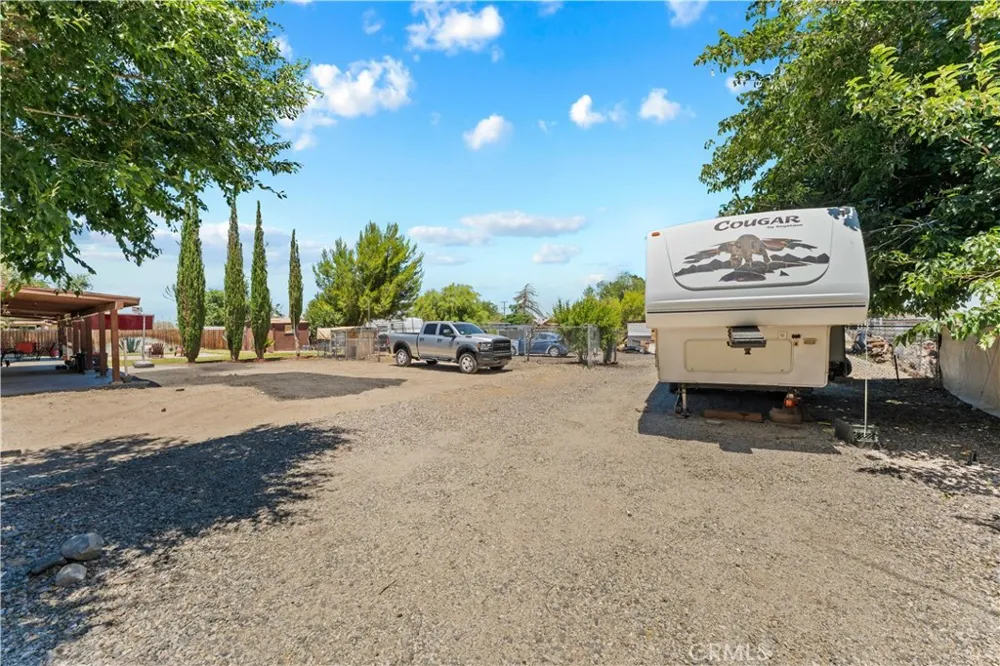 9615 E Avenue S12 Littlerock, CA 93543